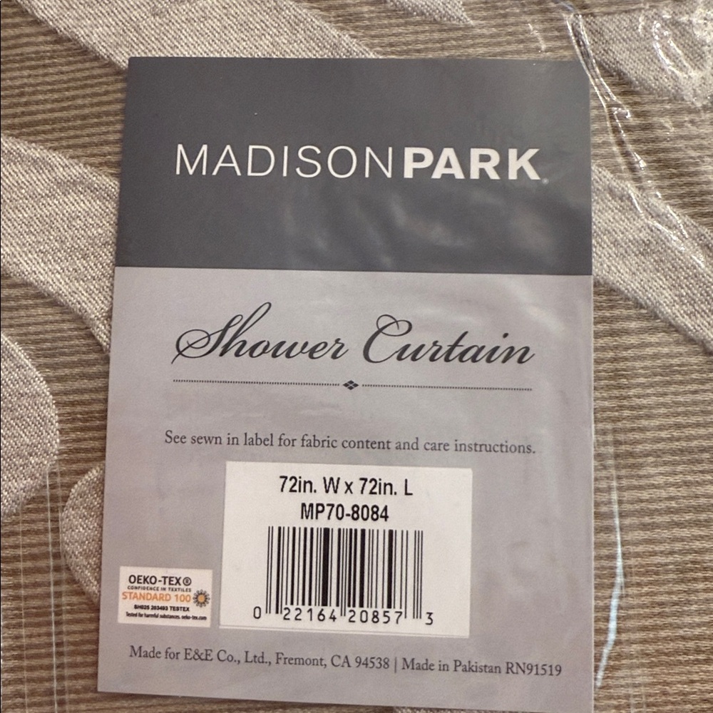 Madison Park silver grey Damask Shower Curtain - Picture 2 of 3